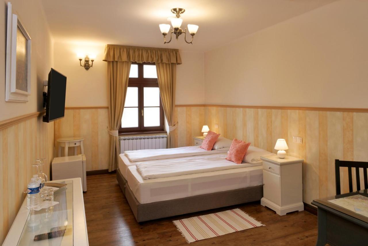 La Fresca Hotel Kromeriz Ngoại thất bức ảnh
