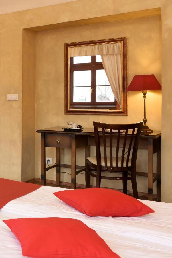 La Fresca Hotel Kromeriz Ngoại thất bức ảnh