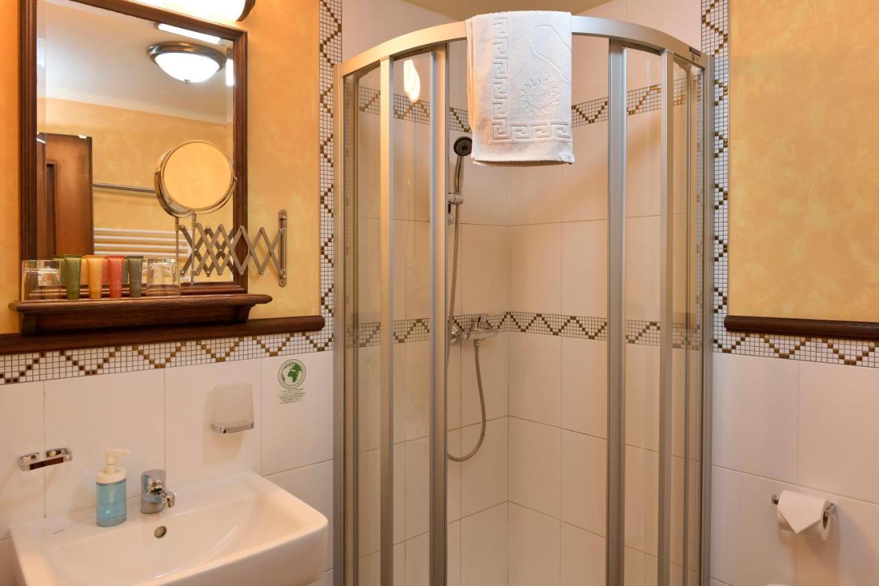 La Fresca Hotel Kromeriz Ngoại thất bức ảnh
