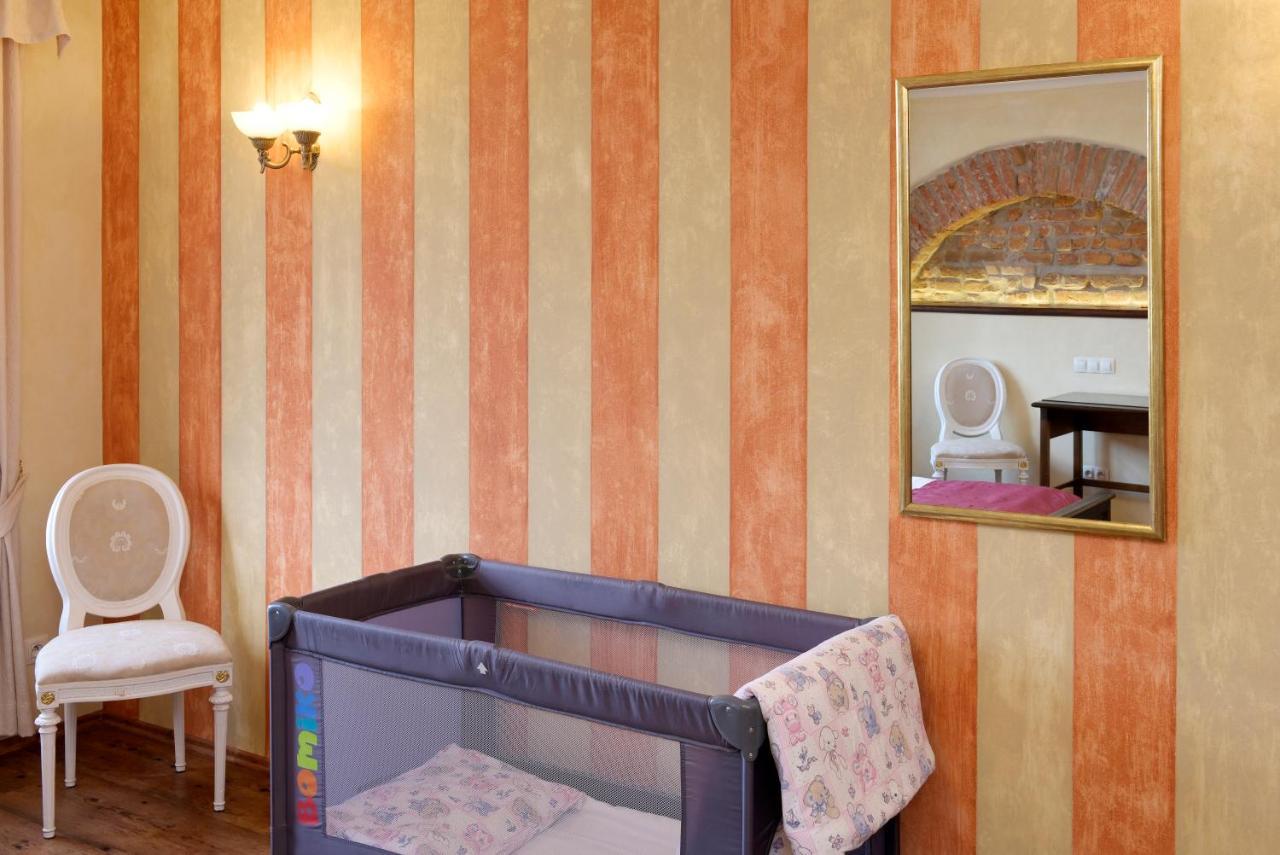La Fresca Hotel Kromeriz Ngoại thất bức ảnh