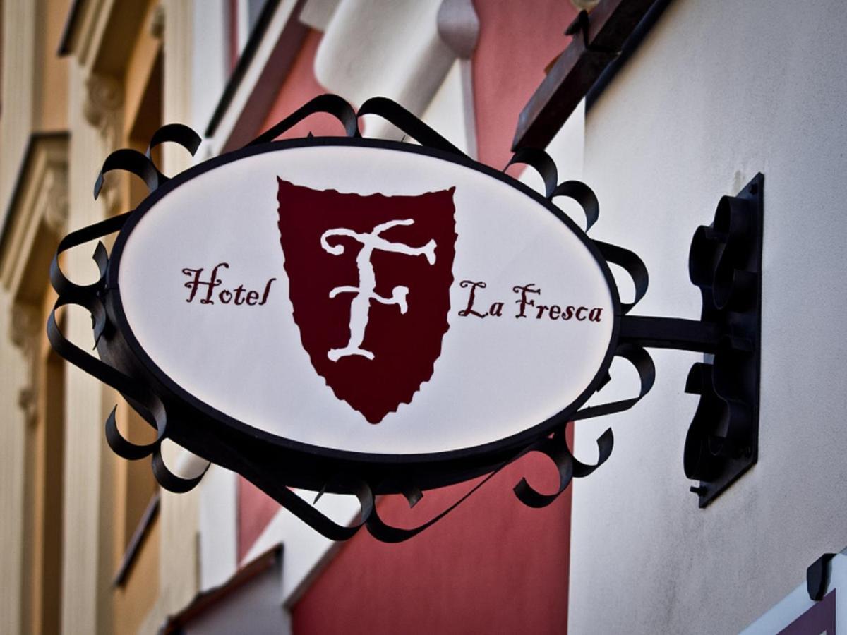 La Fresca Hotel Kromeriz Ngoại thất bức ảnh